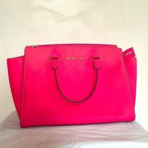 COPY - Michael Kors pink satchel bag in good condition